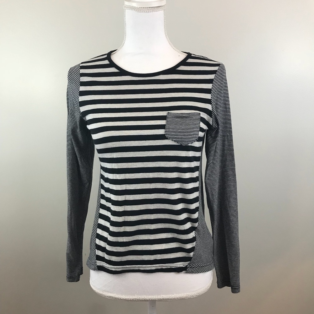 Poof! Striped Quarter Length Sleeve Size Medium